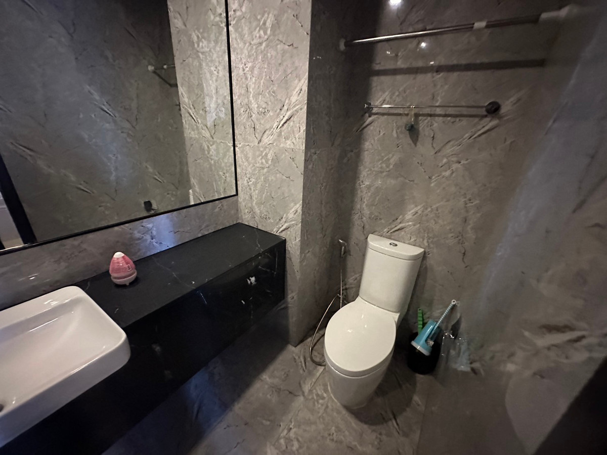 CondoSukhumvit, Asoke, Thonglor : Condo for rent and sell Ashton Asoke Best Price! Ready to move in!!