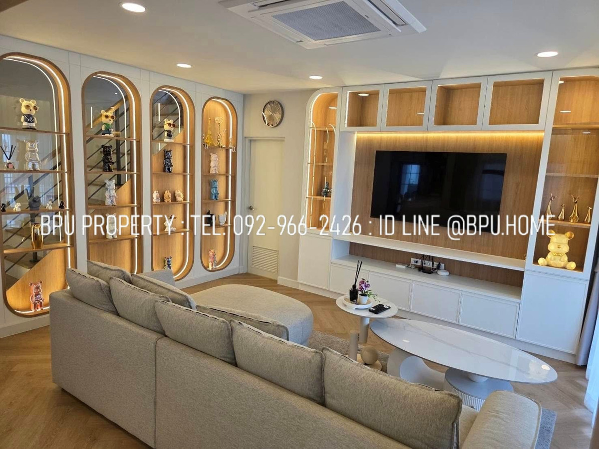 ให้เช่าบ้านบางนา แบริ่ง ลาซาล : ** ให้เช่าบ้านเดี่ยว 4 ห้องนอน ** Centro บางนา ใกล้ เมกะบางนา (โครงการใหม่ เฟส 2)