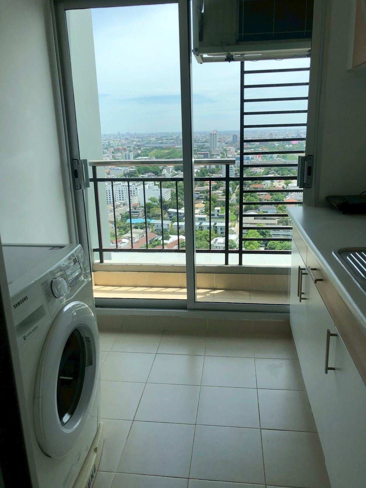 For SaleCondoRama9, Petchburi, RCA : Supalai Park Ekkamai - Thonglor / Studio (SALE WITH TENANT), Supalai Park Ekkamai - Thonglor / Studio (SALE WITH TENANT) NA011