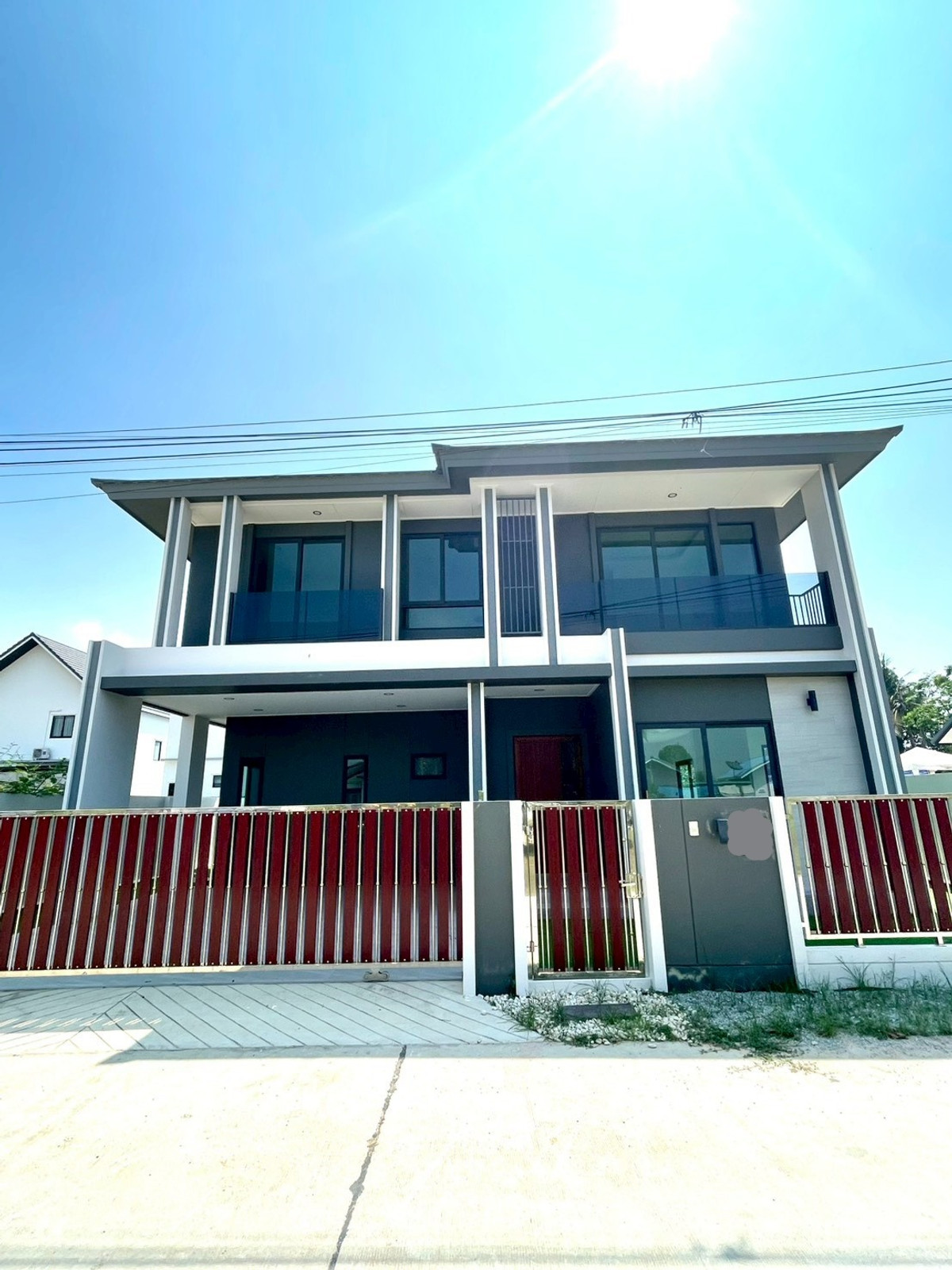 For SaleHousePattaya, Bangsaen, Chonburi : Detached House 57 Sq.w. behind Wat Takian Tia / 4 Bedrooms (FOR SALE) BEWN106