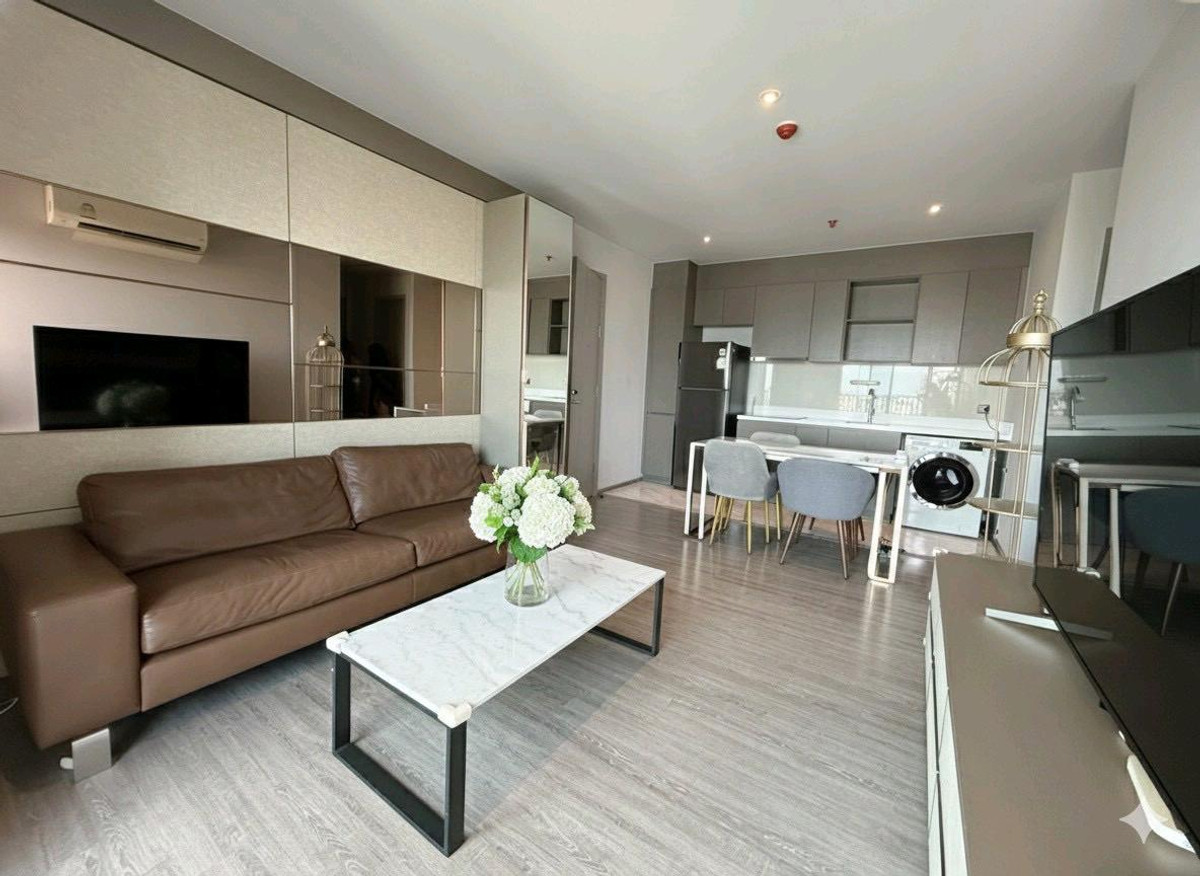 ให้เช่าคอนโดสุขุมวิท อโศก ทองหล่อ : 🔥🍃ใจกลางเอกมัย ใกล้ BTS เดินสบาย ห้องใหญ่ 2 นอน Rare Item วิวเมืองสวย