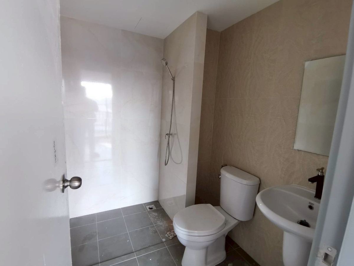 ให้เช่าคอนโดแจ้งวัฒนะ เมืองทอง : เช่าคอนโด Midtown แจ้งวัฒนะ ห้องสวยพร้อมอยู่  เฟอร์ครบ ใกล้รถไฟฟ้า Line @bzproperty