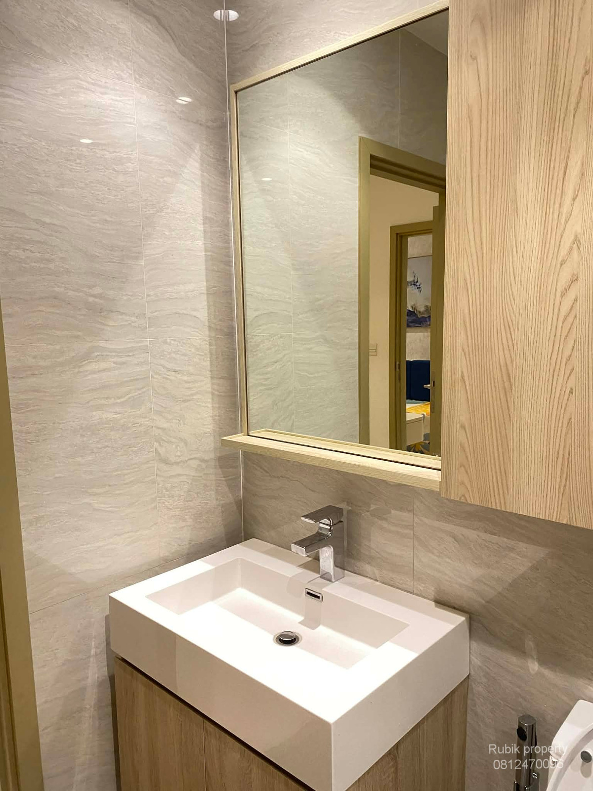 CondoLadprao, Central Ladprao : 🏙 **Condo for sale Maru Ladprao 15 (Pet Friendly)** RB1773, corner room, private, no walls next to anyone, good location, next to MRT Ladprao.