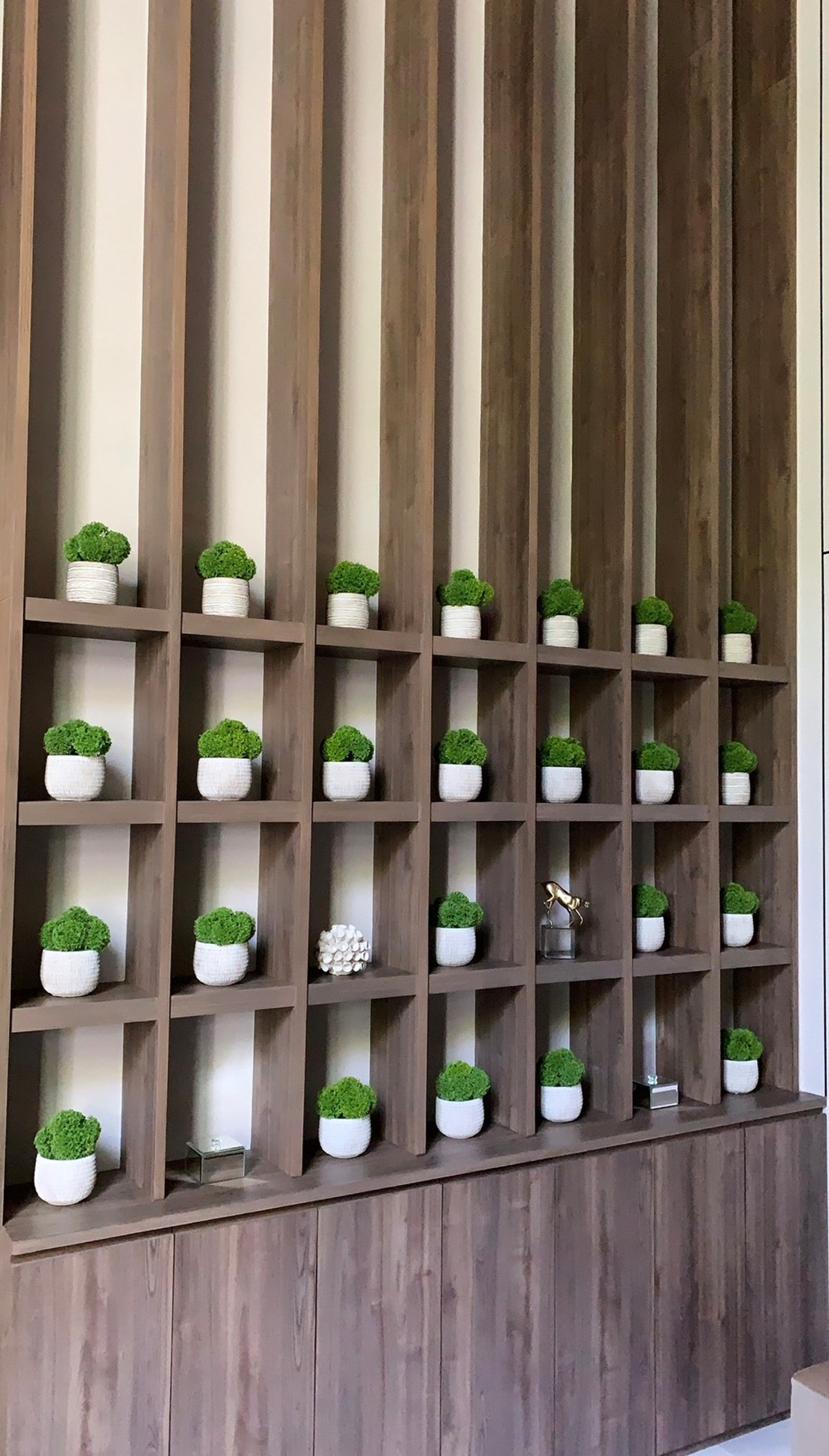 For SaleTownhomeSukhumvit, Asoke, Thonglor : House for sale Quarter39 Thaweesuk Sukhumvit 39, 5.5 story house (including basement to roof top,) has elevator.