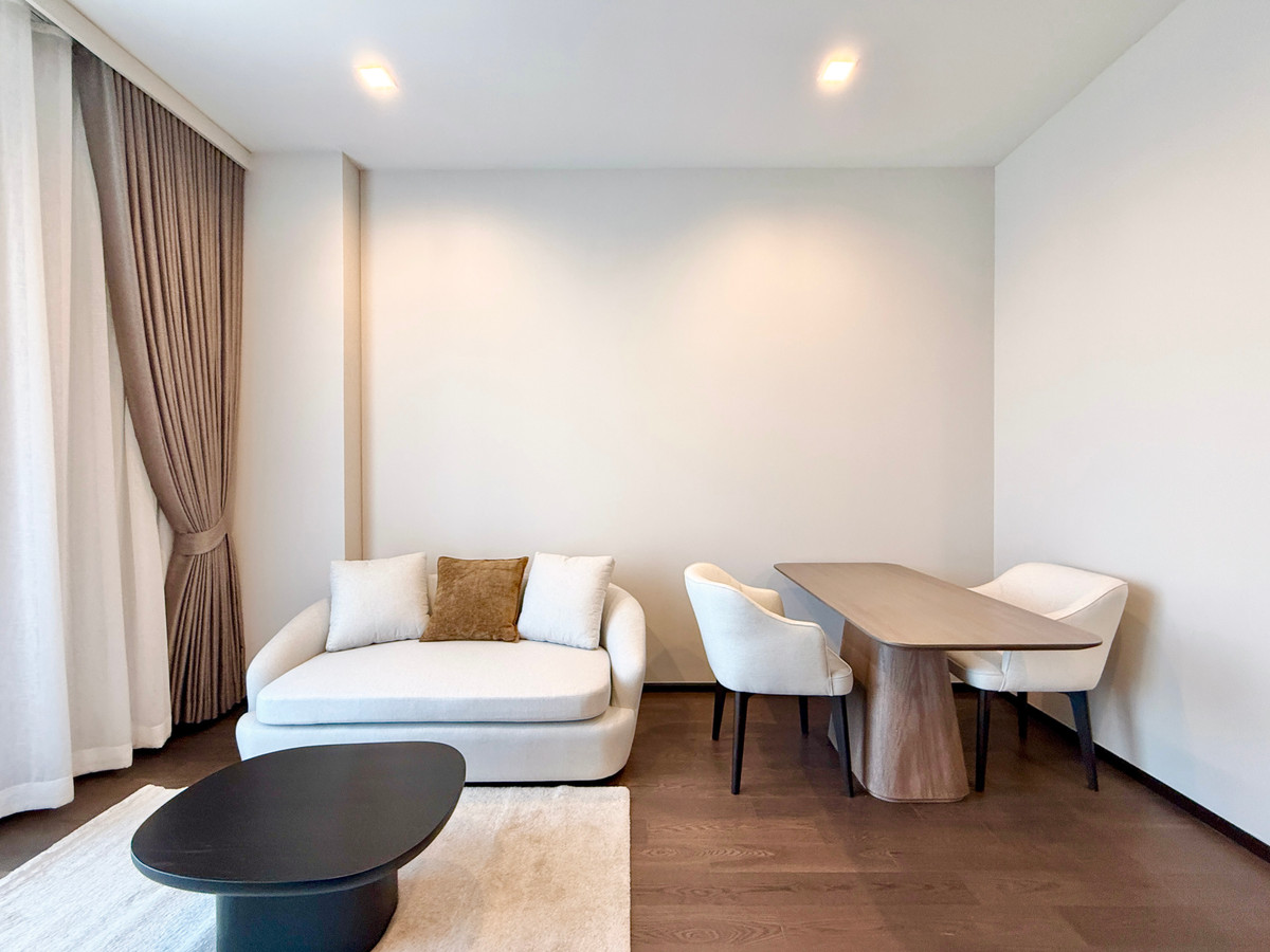 ให้เช่าคอนโดสุขุมวิท อโศก ทองหล่อ : 🚀 AESTIQ ทองหล่อ - 49ตรม. 1นอน1น้ำ เลี้ยงสัตว์ได้ ปล่อยเช่า 092-545-6151 (ทีม)