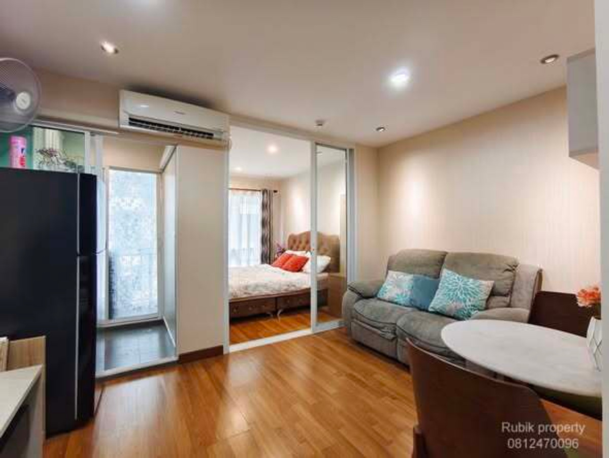For RentCondoOnnut, Udomsuk : 🏙 **Condo for rent Regent Home Sukhumvit 81** RB1797 near **BTS On Nut, only 700 meters** Convenient transportation, there is a motorcycle taxi in front of the condo and at the entrance of the alley.