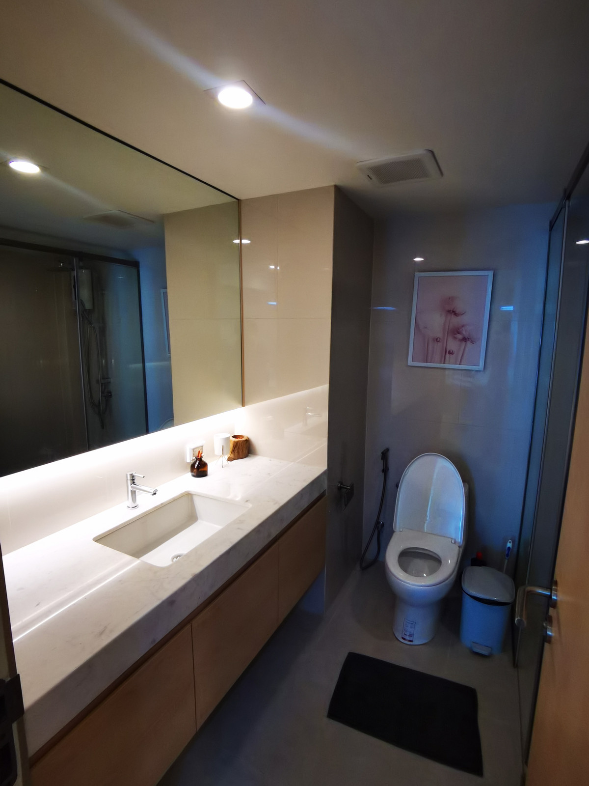 For RentCondoSilom, Saladaeng, Bangrak : Condo for rent: Silom Suite, Silom, 4 bedrooms, fully furnished, ready to move in.