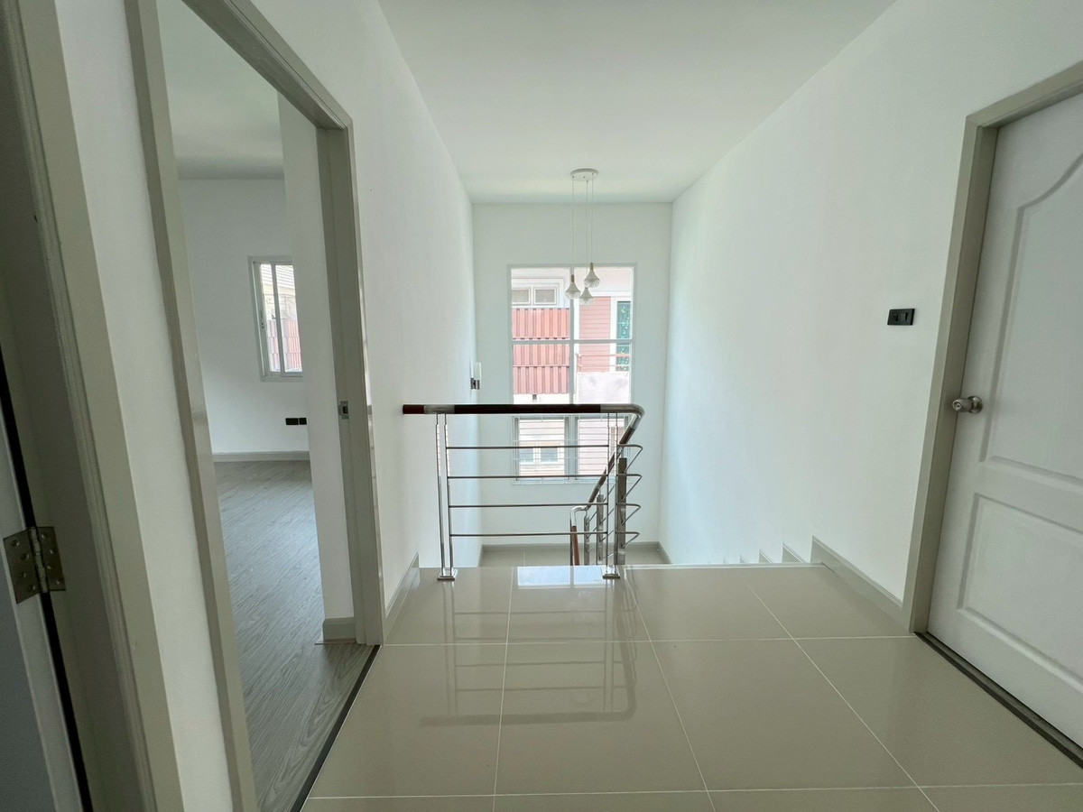 For SaleHousePattaya, Bangsaen, Chonburi : 🏡 2-story detached house for sale, Coco Park Sirisa 21 Village, large house, wide area, 3 bedrooms | 3 bathrooms, selling price 5,890,000 baht 💰