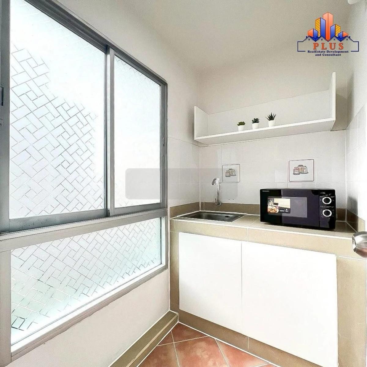 ขายคอนโดวิภาวดี ดอนเมือง หลักสี่ : ขายคอนโด  รีเจ้นท์ โฮม 3 พหลโยธิน 57
Regent Home 3 