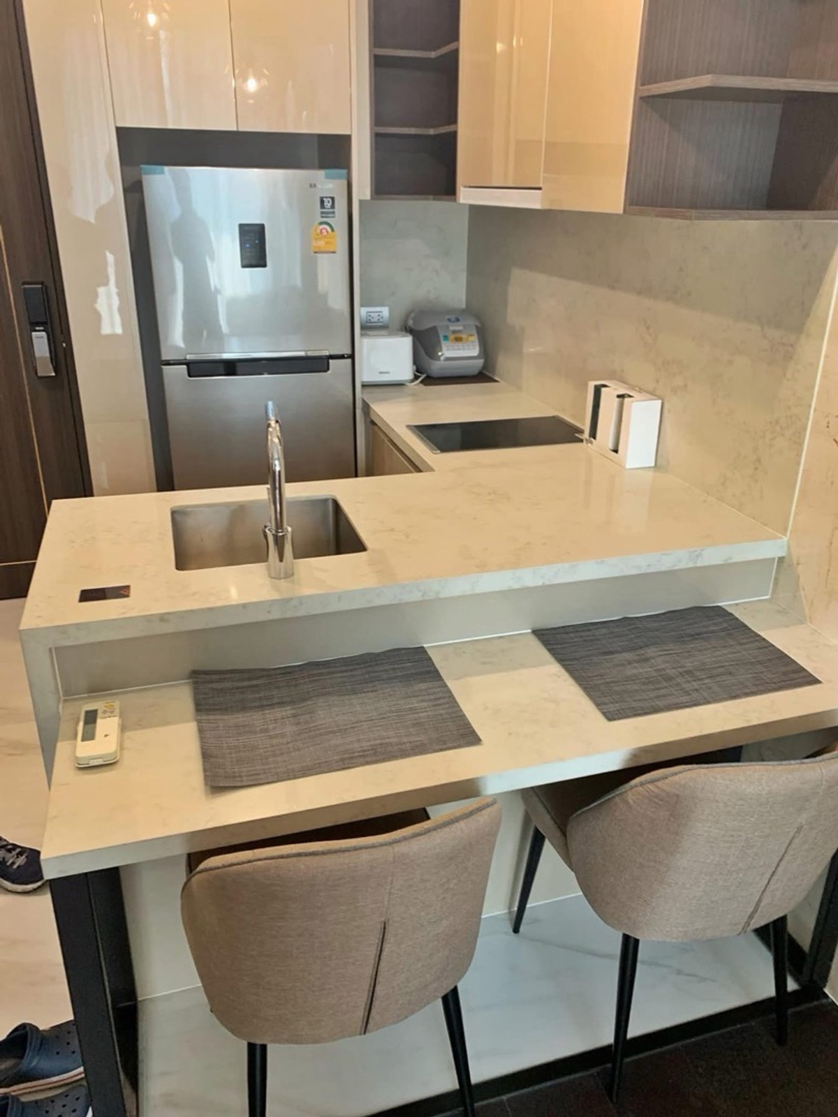 For SaleCondoSukhumvit, Asoke, Thonglor : Laviq Sukhumvit 57 Condo for Sale with tenant  1 Bedroom 44 sq.m Sukhumvit View Thonglor