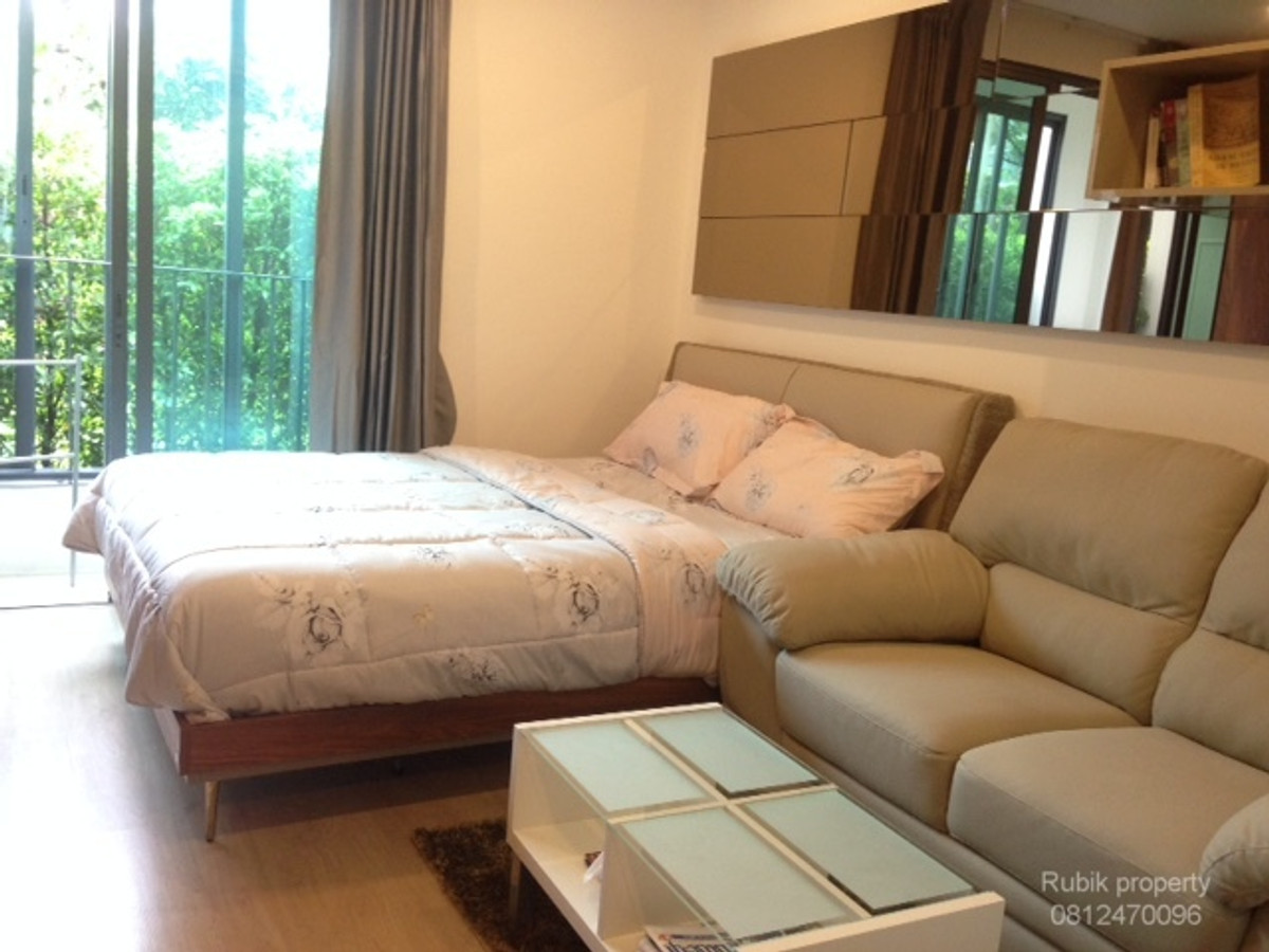 For RentCondoSiam Paragon ,Chulalongkorn,Samyan : 🏙 **Condo for rent Ideo Q Chula – Samyan** RB1784, location in the heart of the city, near Chula and MRT Samyan.