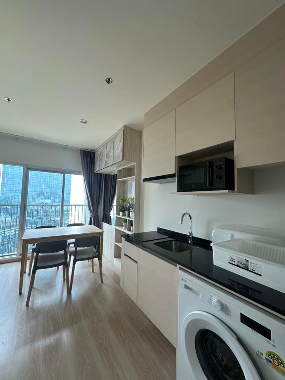 For RentCondoRatchadapisek, Huaikwang, Suttisan : [PB1290]🚩Condo for rent Noble Revolve Ratchada (Noble Revolve Ratchada) #Condo near MRT Thailand Cultural Center. #Condo near MRT Rama 9