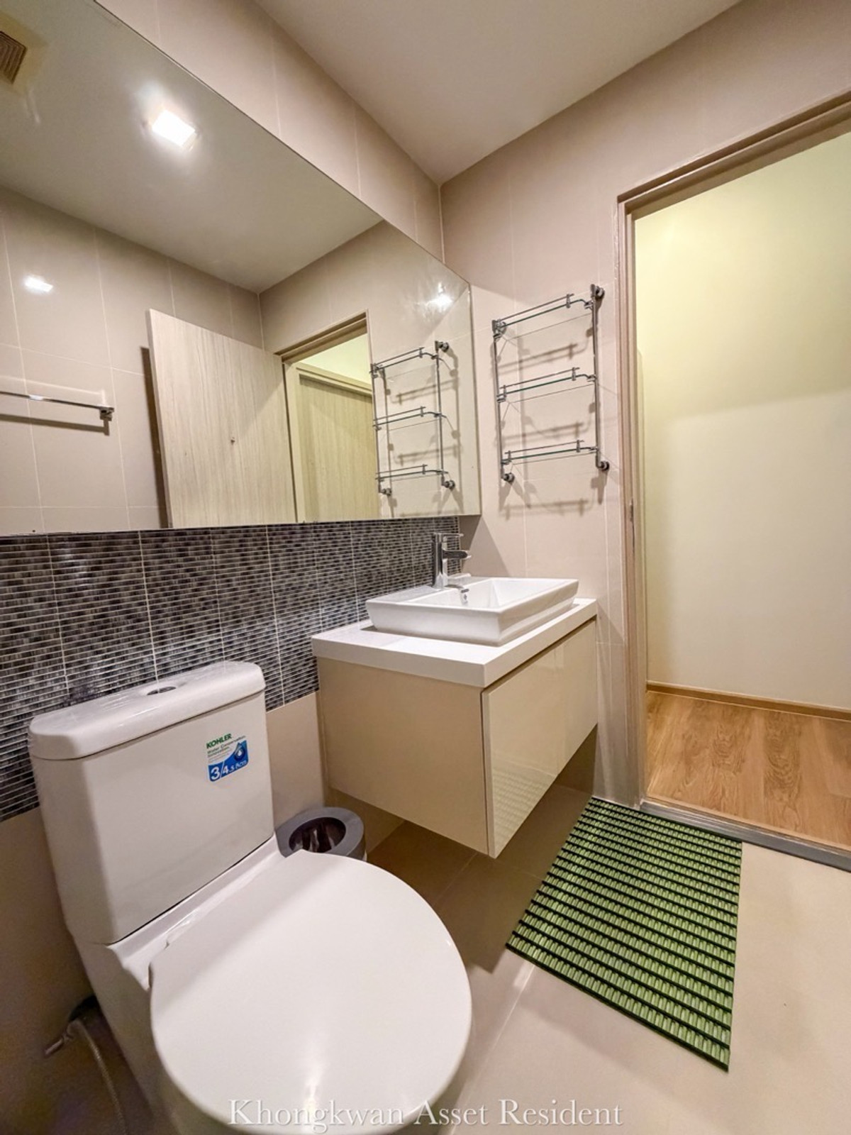 For SaleCondoRatchathewi,Phayathai : Corner room, 2 bedrooms, Ratchathewi, newly renovated, northern view, price 11.9 million (the only room on the market!)
