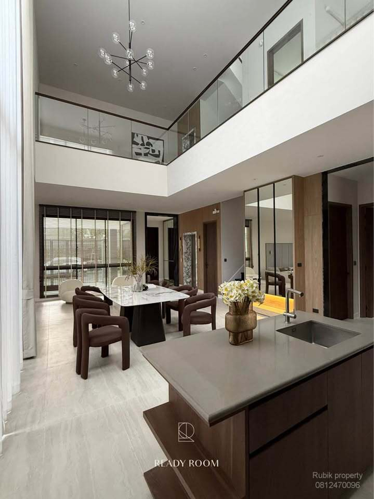 For RentHousePattanakan, Srinakarin : 🏡 **Luxury house for rent Bugaan Krungthep Kreetha** RB1787 Luxury level project, Krungthep Kreetha location. Near international schools and golf courses.