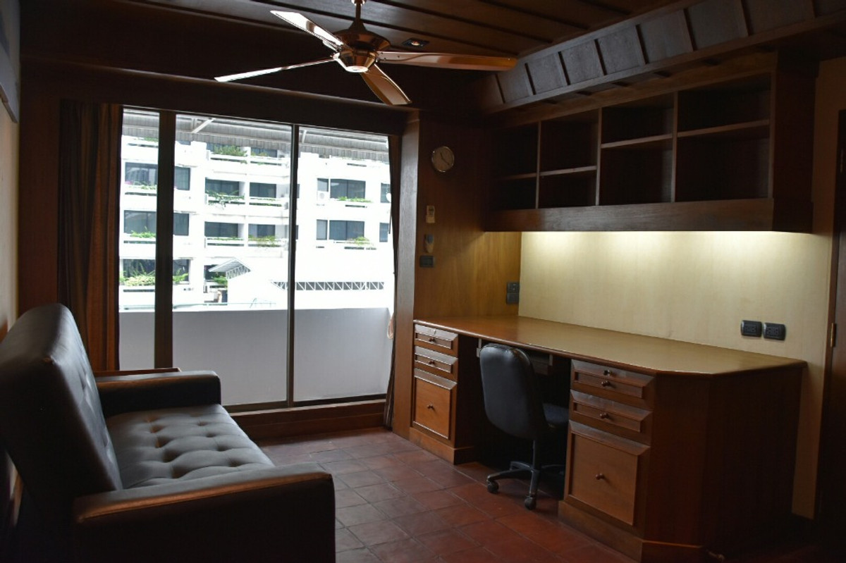 ให้เช่าคอนโดสีลม ศาลาแดง บางรัก : Diamond Tower【𝐑𝐄𝐍𝐓】🔥ฟีลคลาสสิก แฝงความภูมิฐาน เส้นสายดั้งเดิม ผสมความขลังนิด ๆ🔥 ติดต่อไลน์ไอดี: @hacondo