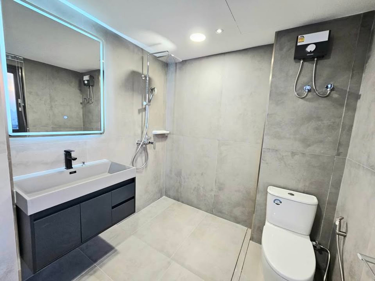 CondoSukhumvit, Asoke, Thonglor : Condo for sale or rent: Waterford Diamond Sukhumvit 30/1, newly renovated condo near BTS Phrom Phong, big room like home (Rt-01)