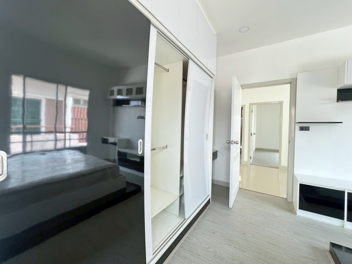 For SaleHousePattaya, Bangsaen, Chonburi : 🏡 2-story detached house for sale, Coco Park Sirisa 21 Village, large house, wide area, 3 bedrooms | 3 bathrooms, selling price 5,890,000 baht 💰