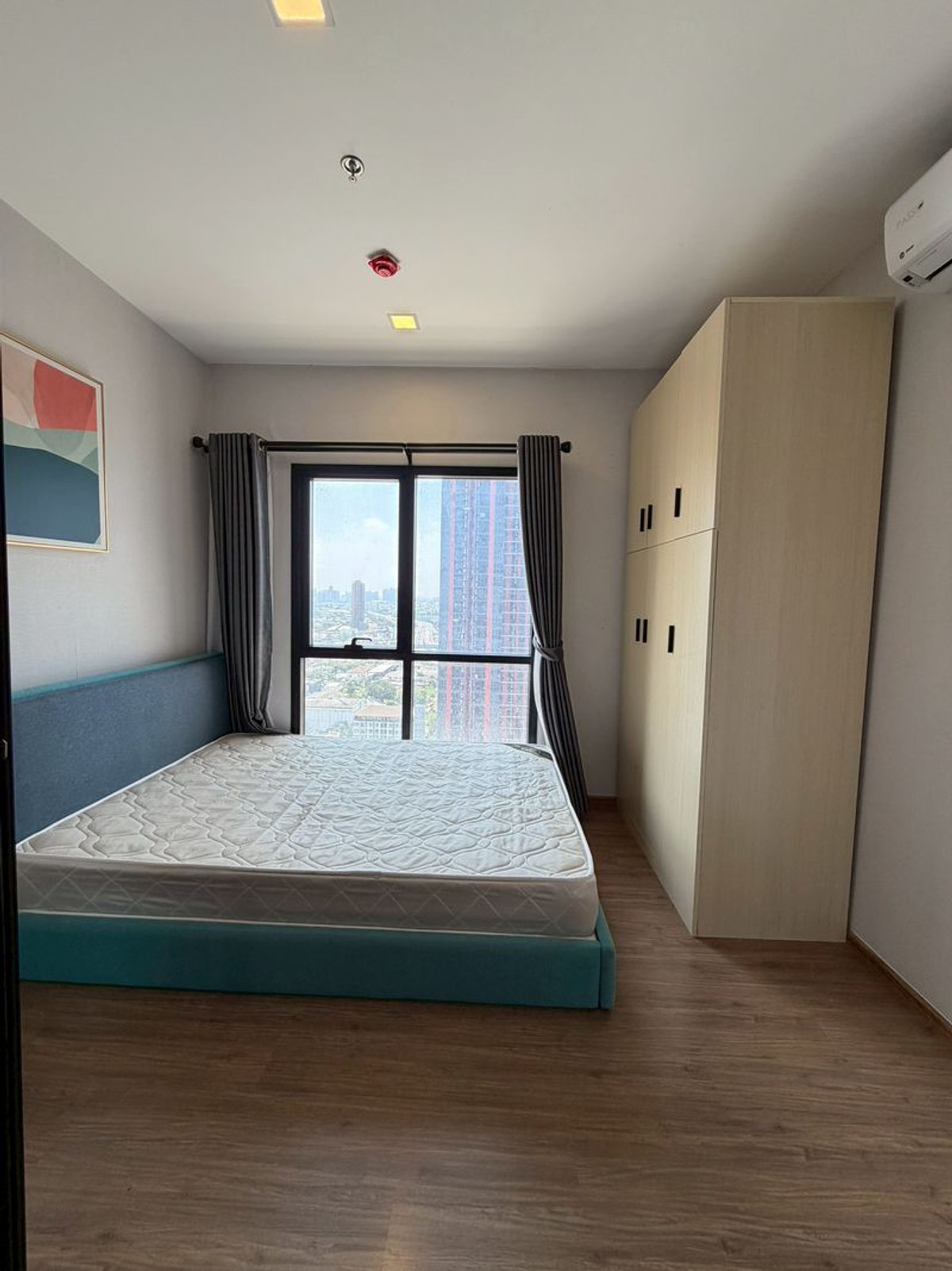 For RentCondoRamkhamhaeng, Hua Mak : For rent Metris Rama9 ** Pets allowed.