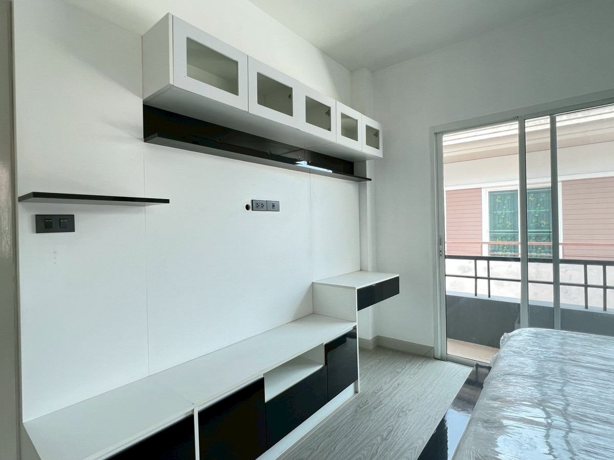 For SaleHousePattaya, Bangsaen, Chonburi : 🏡 2-story detached house for sale, Coco Park Sirisa 21 Village, large house, wide area, 3 bedrooms | 3 bathrooms, selling price 5,890,000 baht 💰