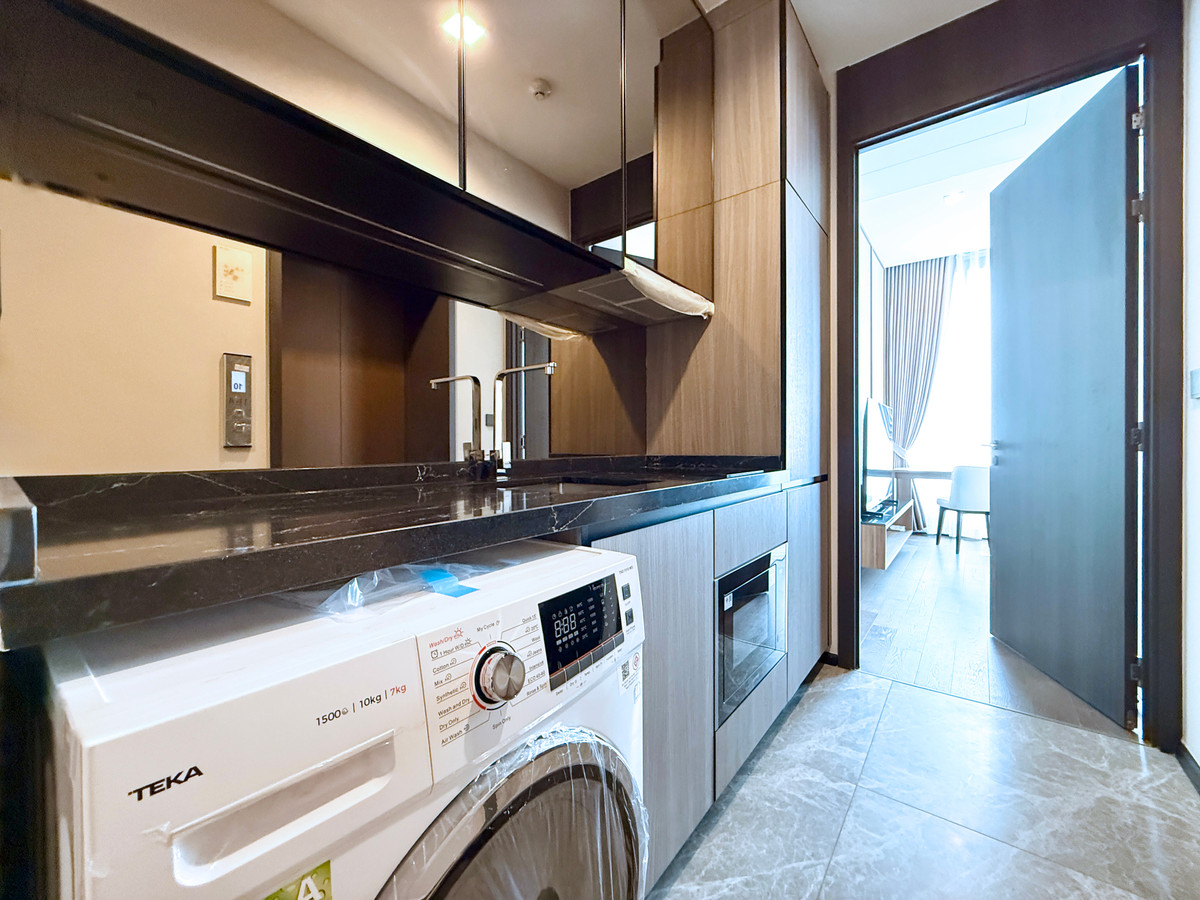 ให้เช่าคอนโดสุขุมวิท อโศก ทองหล่อ : 🚀 AESTIQ ทองหล่อ - 39ตรม. 1นอน1น้ำ เลี้ยงสัตว์ได้ พร้อมอยู่ 092-545-6151 (ทีม)