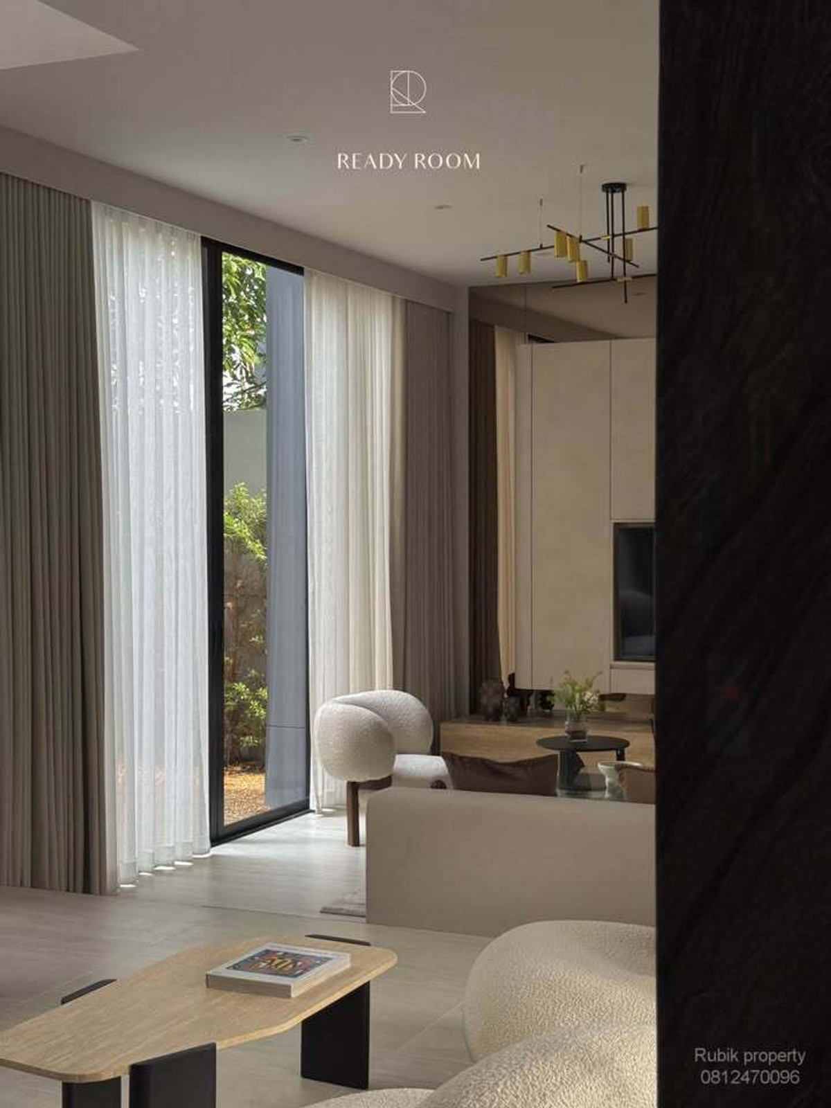 For RentHousePattanakan, Srinakarin : 🏡 **Luxury house for rent Bugaan Krungthep Kreetha** RB1787 Luxury level project, Krungthep Kreetha location. Near international schools and golf courses.