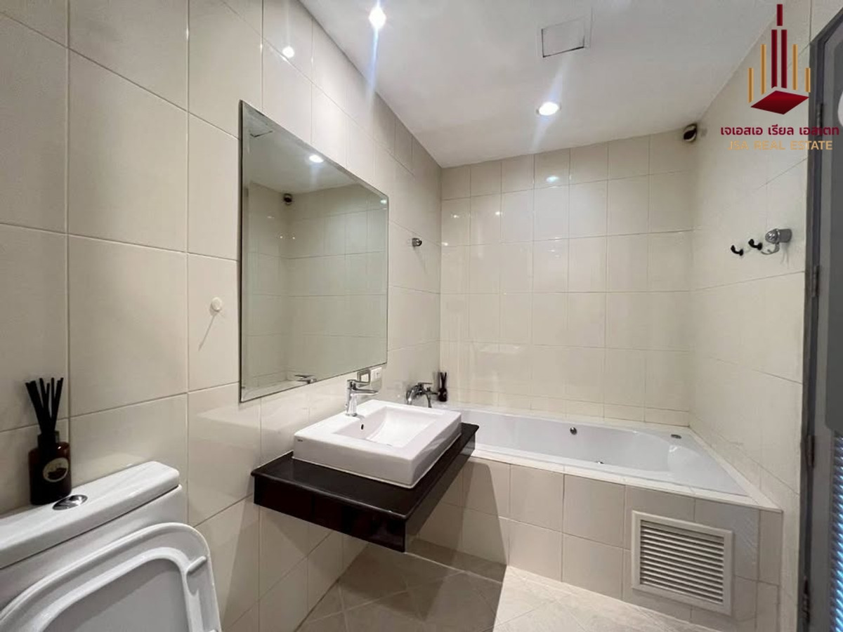 For RentCondoSukhumvit, Asoke, Thonglor : ✨ For Rent: The Master Centrium Asoke - Sukhumvit Condo ✨ 💰 Only 43,000 THB/month