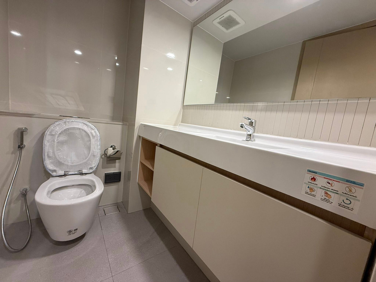 ให้เช่าคอนโดสยาม จุฬา สามย่าน : 💚ใครชอบเตียงใหญ่คิงไซส์ 6ฟุต ต้องรีบจองห้องนี้เลยค่ะ 𝐂𝐮𝐥𝐭𝐮𝐫𝐞 𝐂𝐡𝐮𝐥𝐚 (คัลเจอร์ จุฬา) 