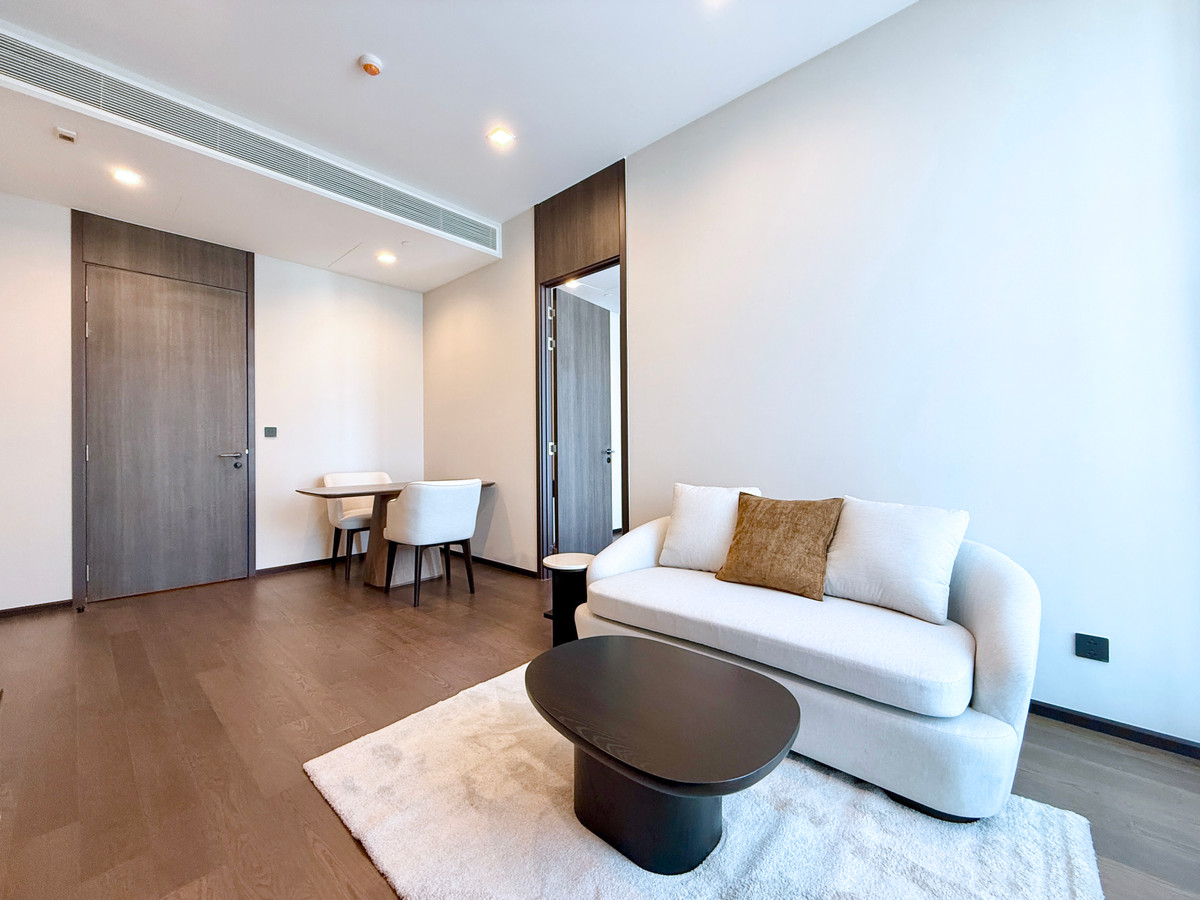 ให้เช่าคอนโดสุขุมวิท อโศก ทองหล่อ : 🚀 AESTIQ ทองหล่อ - 52ตรม. 1นอน1น้ำ เลี้ยงสัตว์ได้ แปลนสวยมาก 092-545-6151 (ทีม)