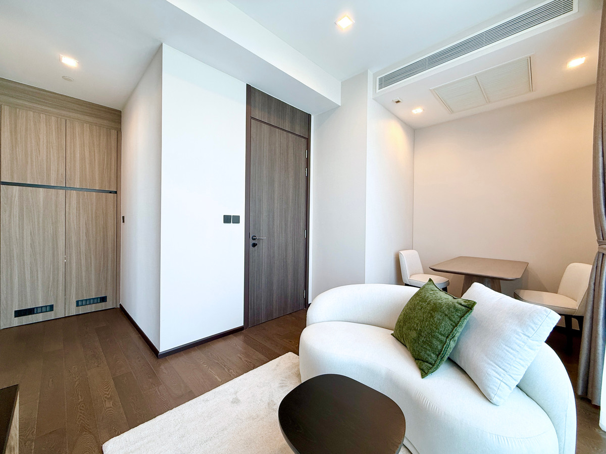 ให้เช่าคอนโดสุขุมวิท อโศก ทองหล่อ : 🚀 AESTIQ ทองหล่อ - 50ตรม. 1นอน1น้ำ เลี้ยงสัตว์ได้ พร้อมอยู่ 092-545-6151 (ทีม)