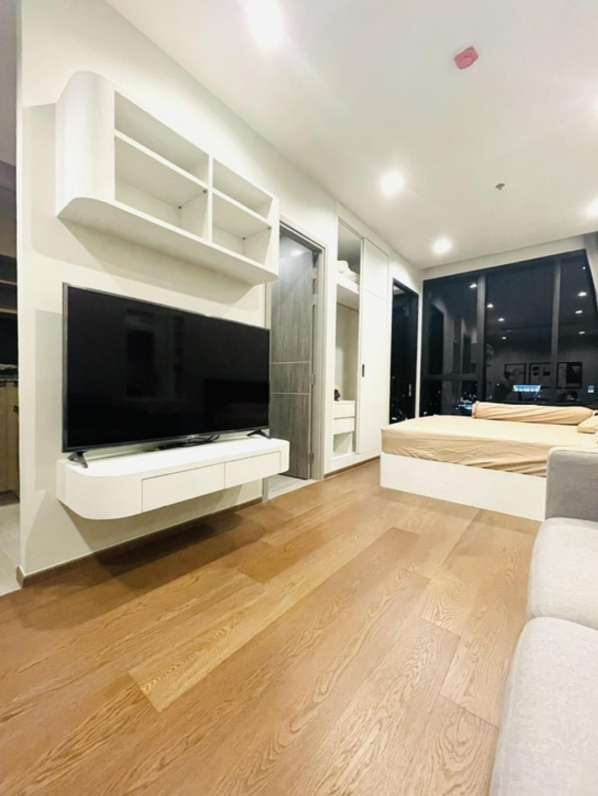 ให้เช่าคอนโดอารีย์ อนุสาวรีย์ : Ideo Q Victory【𝐒𝐄𝐋𝐋 & 𝐑𝐄𝐍𝐓】🔥ลุคทันสมัย เส้นสายเฉียบ สะท้อนความมั่นใจ🔥 ติดต่อไลน์ไอดี: @hacondo