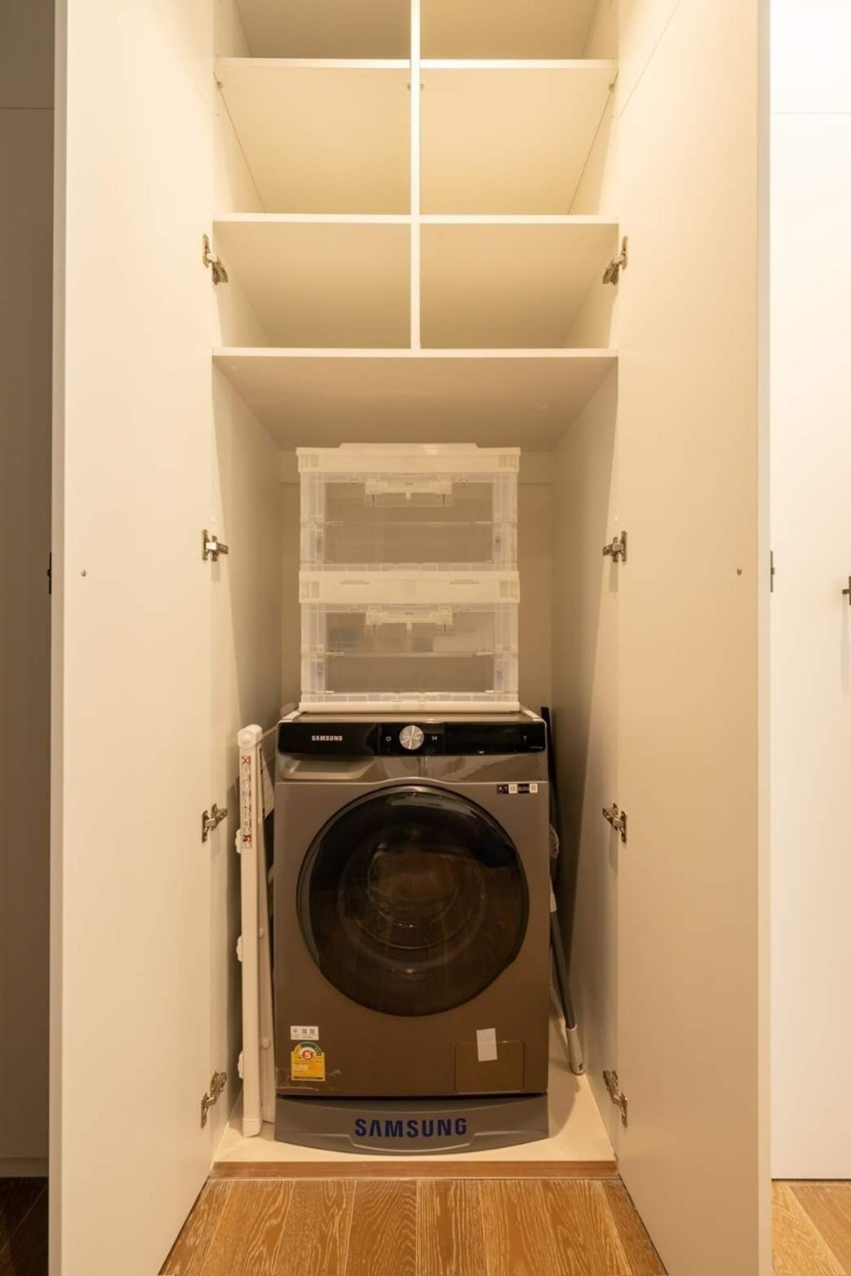 ขายคอนโดวิทยุ ชิดลม หลังสวน : Muniq Langsuan【𝐒𝐄𝐋𝐋 & 𝐑𝐄𝐍𝐓】🔥อารมณ์หรูเฉพาะตัว ดูแพงอย่างเป็นธรรมชาติ🔥 ติดต่อไลน์ไอดี: @hacondo