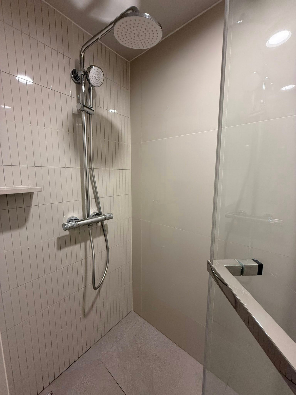 ให้เช่าคอนโดสยาม จุฬา สามย่าน : 💚ใครชอบเตียงใหญ่คิงไซส์ 6ฟุต ต้องรีบจองห้องนี้เลยค่ะ 𝐂𝐮𝐥𝐭𝐮𝐫𝐞 𝐂𝐡𝐮𝐥𝐚 (คัลเจอร์ จุฬา) 