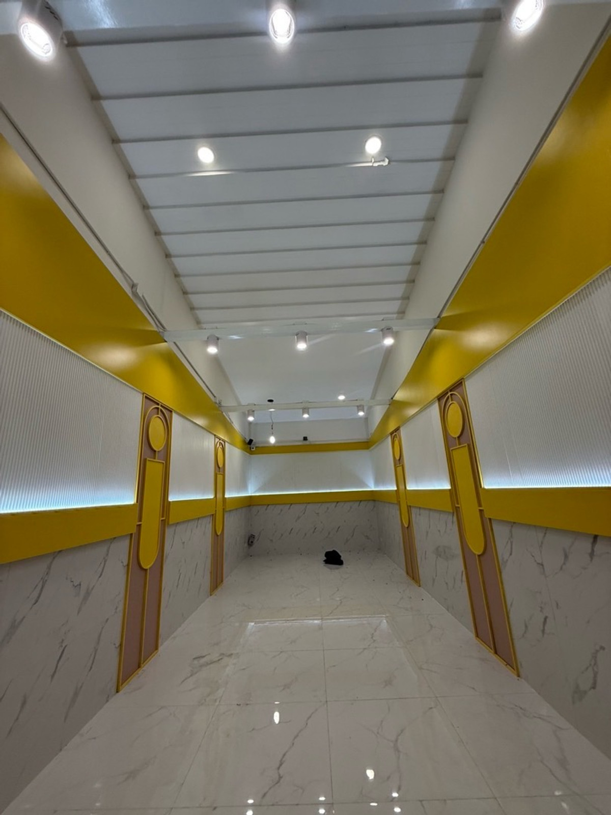 For RentRetail SpaceSukhumvit, Asoke, Thonglor : 📌 ปล่อยเช่า : อาคารพาณิชย์ใจกลางทองหล่อติดถนน , 4 ชั้น , 250 ตรม 

** รับร้านกัญชา / ทำคลีนิค / ออฟฟิศ / สปา / ร้านอาหาร / Showroom etc ** 

📌 Rental : Commercials Building In Heart Of Thonglor , Near Main Road , 4 Storeys , 250 Sqm 

** Cannabis shop /