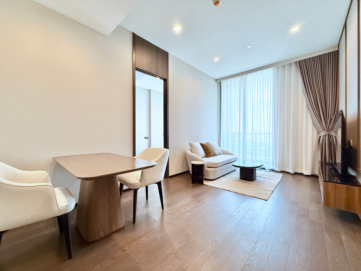 ให้เช่าคอนโดสุขุมวิท อโศก ทองหล่อ : 🚀 AESTIQ ทองหล่อ - 52ตรม. 1นอน1น้ำ เลี้ยงสัตว์ได้ แปลนสวยมาก 092-545-6151 (ทีม)