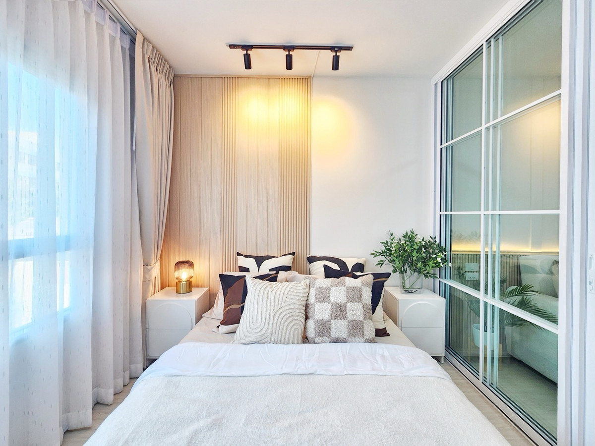 For SaleCondoRatchadapisek, Huaikwang, Suttisan : Beautifully decorated condo Complete and ready to move in Mid price 2 million, good location, Ratchada area.