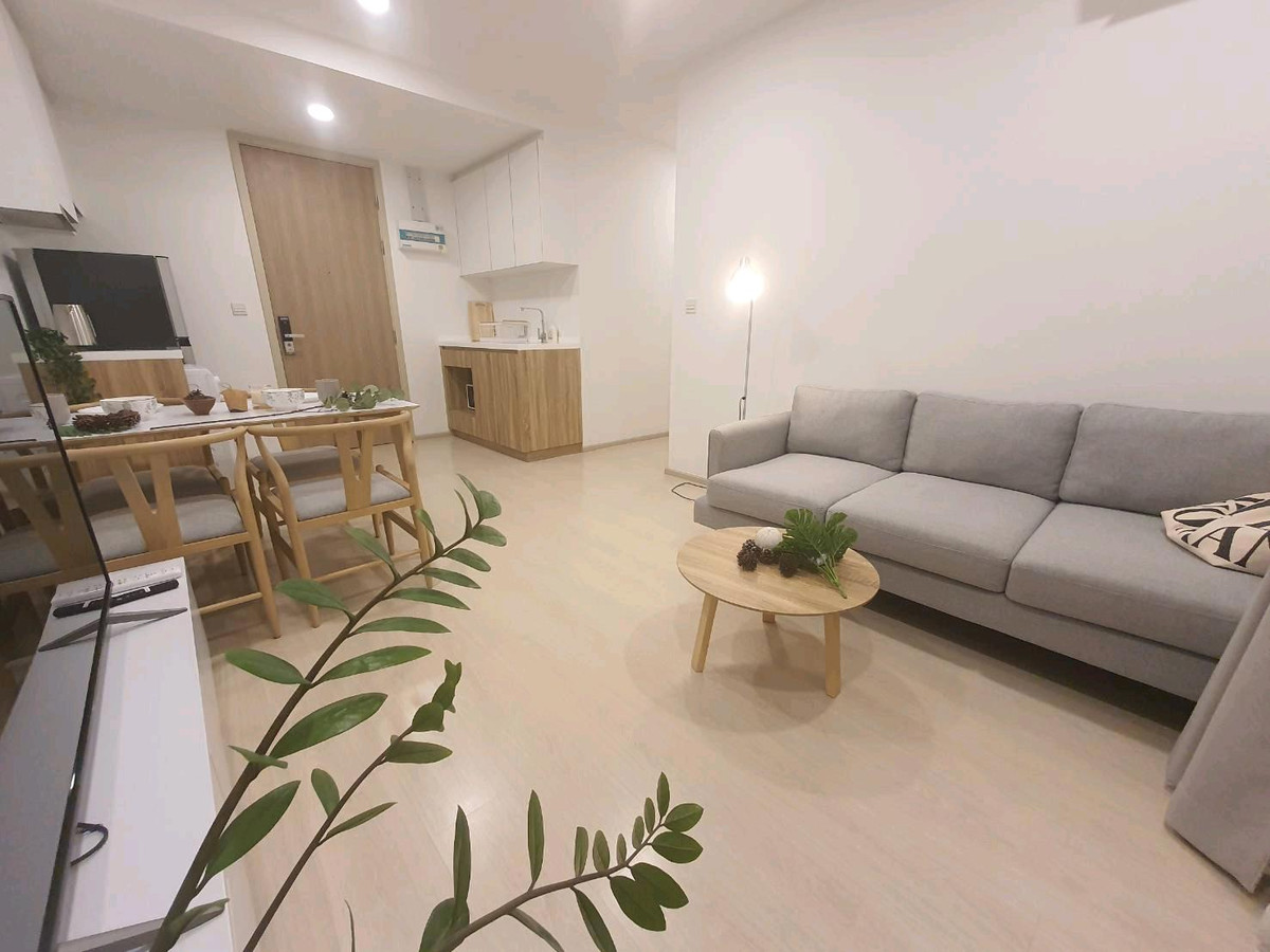 For RentCondoSukhumvit, Asoke, Thonglor : For rent, 2 bedrooms, beautifully decorated, Noble Ambience Sukhumvit 42, near BTS Ekkamai, Gateway Ekamai, owner will let it out himself.
