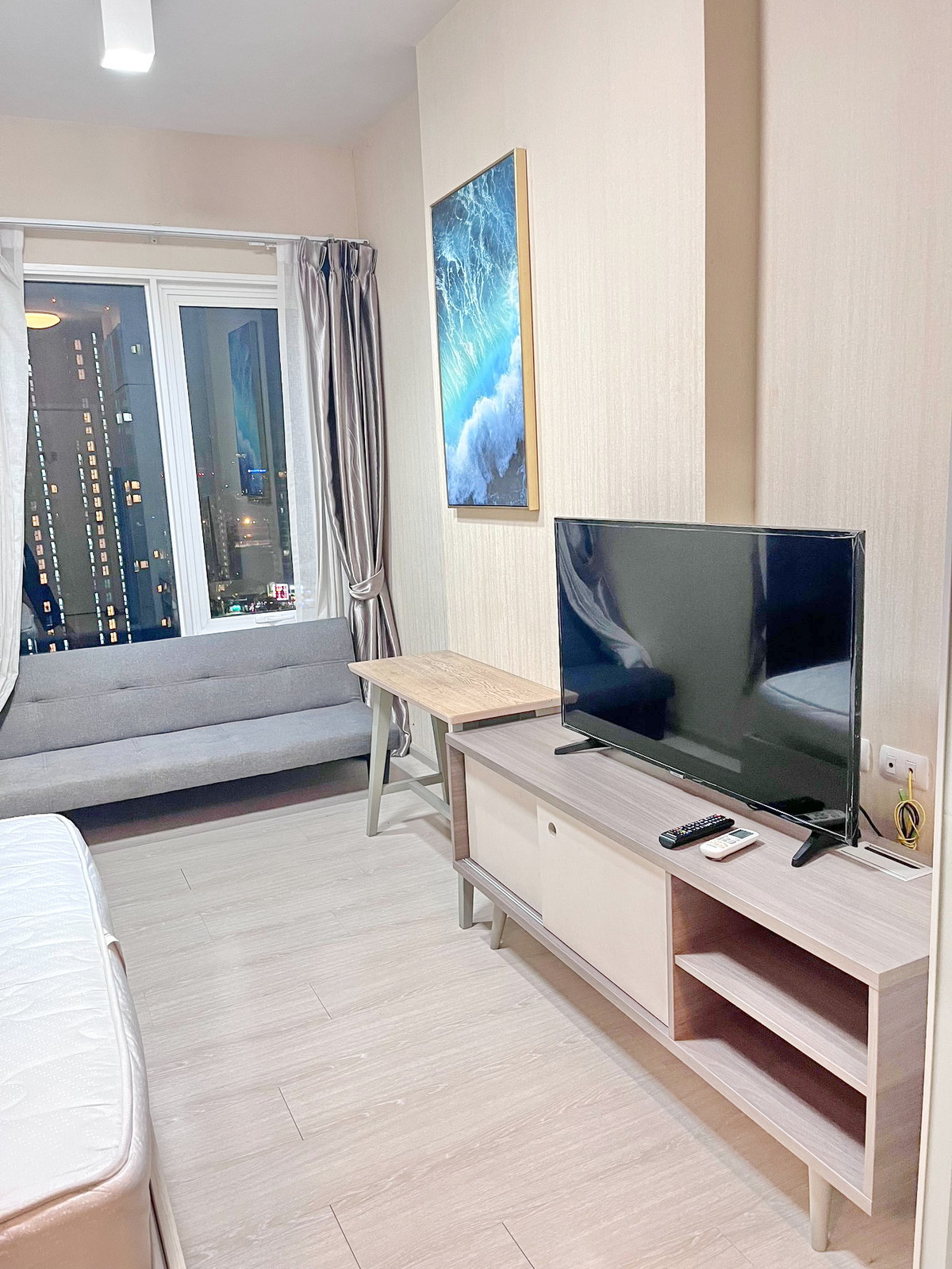 For RentCondoRatchadapisek, Huaikwang, Suttisan : 9785♛Studio room for rent♙Chapter One Eco Ratchada-Huai Khwang♜MRT Huai Khwang∞099-5919653,065-9423251🜲Line@sureresidence