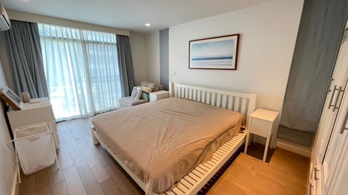 ขายบ้านหัวหิน ประจวบคีรีขันธ์ : Luxury Beachfront 2-Storey House for Sale – Fully Furnished 2 Bedrooms 3 Bathrooms