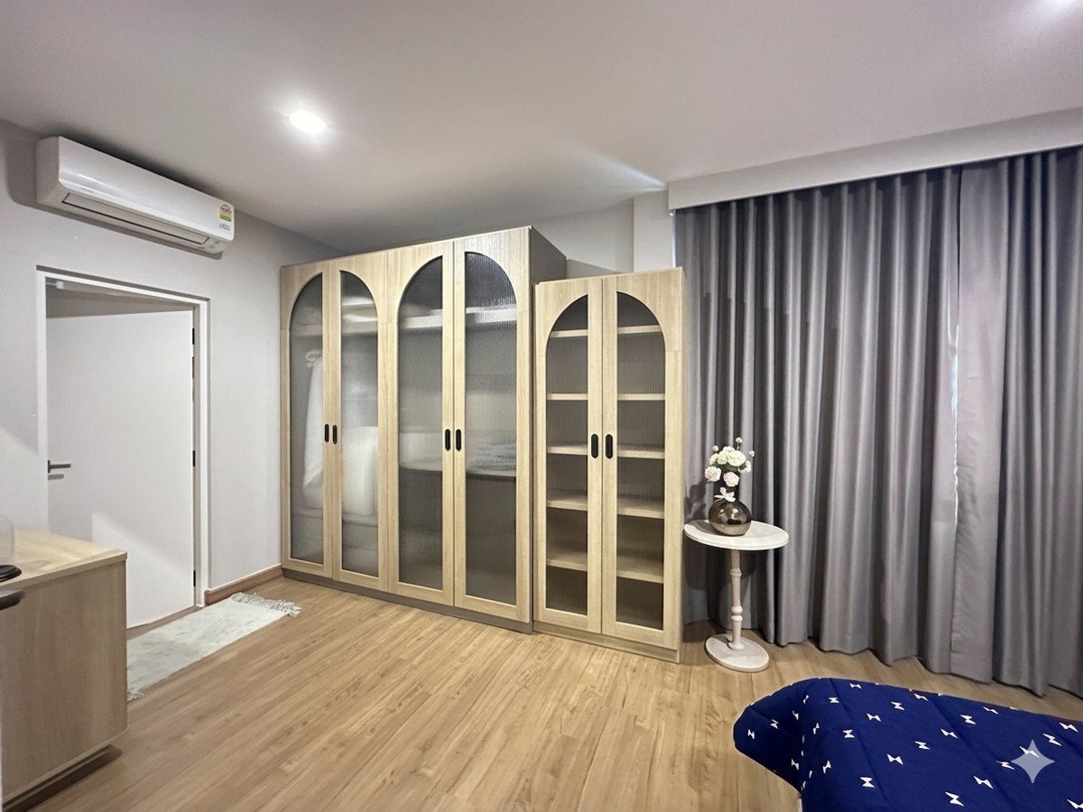 ขายเกษตร นวมินทร์ ลาดปลาเค้า : บ้านแฝด ทำเลเลียบด่วนรามอินทราฯ ซอย โยธินพัฒนา เซ็นทรัลอีส วิลล์ ประดิษฐ์มนูธรรม บ้านใหม่ fullyfurnished  