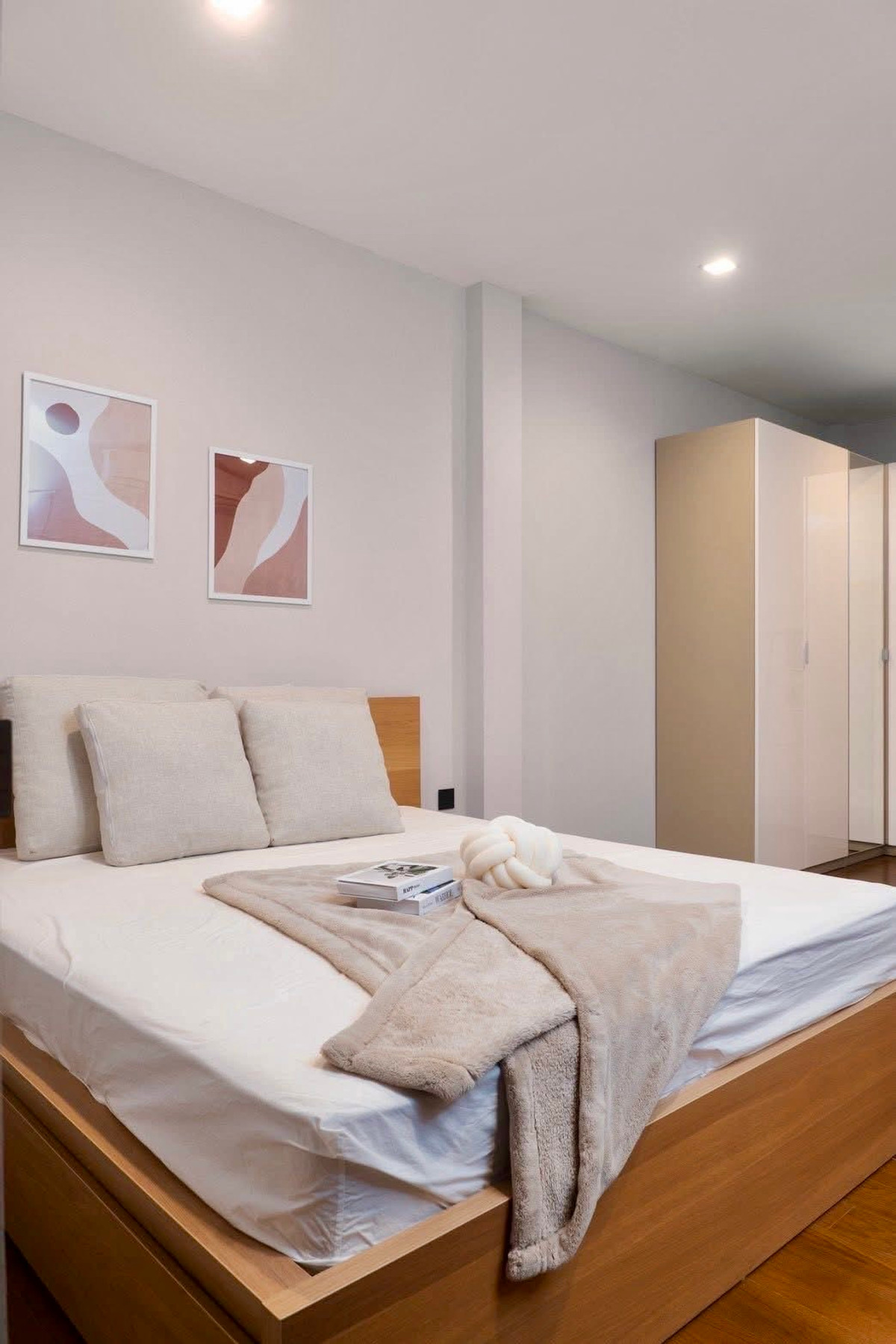 For RentHouseOnnut, Udomsuk : House with Land The Gentry Sukhumvit 101 / 3 bedrooms (for rent), House with Land The Gentry Sukhumvit 101 / 3 Bedrooms (FOR RENT) GNG004