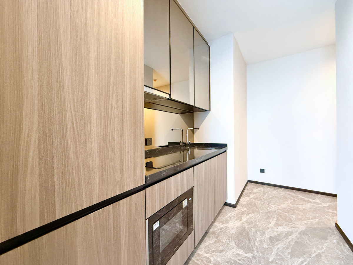 ให้เช่าคอนโดสุขุมวิท อโศก ทองหล่อ : 🚀 AESTIQ ทองหล่อ - 50ตรม. 1นอน1น้ำ เลี้ยงสัตว์ได้ พร้อมอยู่ 092-545-6151 (ทีม)