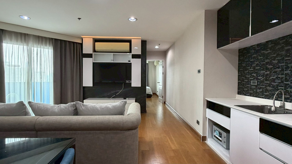 ให้เช่าคอนโดพระราม 9 เพชรบุรีตัดใหม่ RCA : ✨ ห้องสวย พร้อมเข้าอยู่ บิ้วอินลงตัวสวย เงียบสงบ อยู่สบาย ฟีลรีสอร์ท ✨