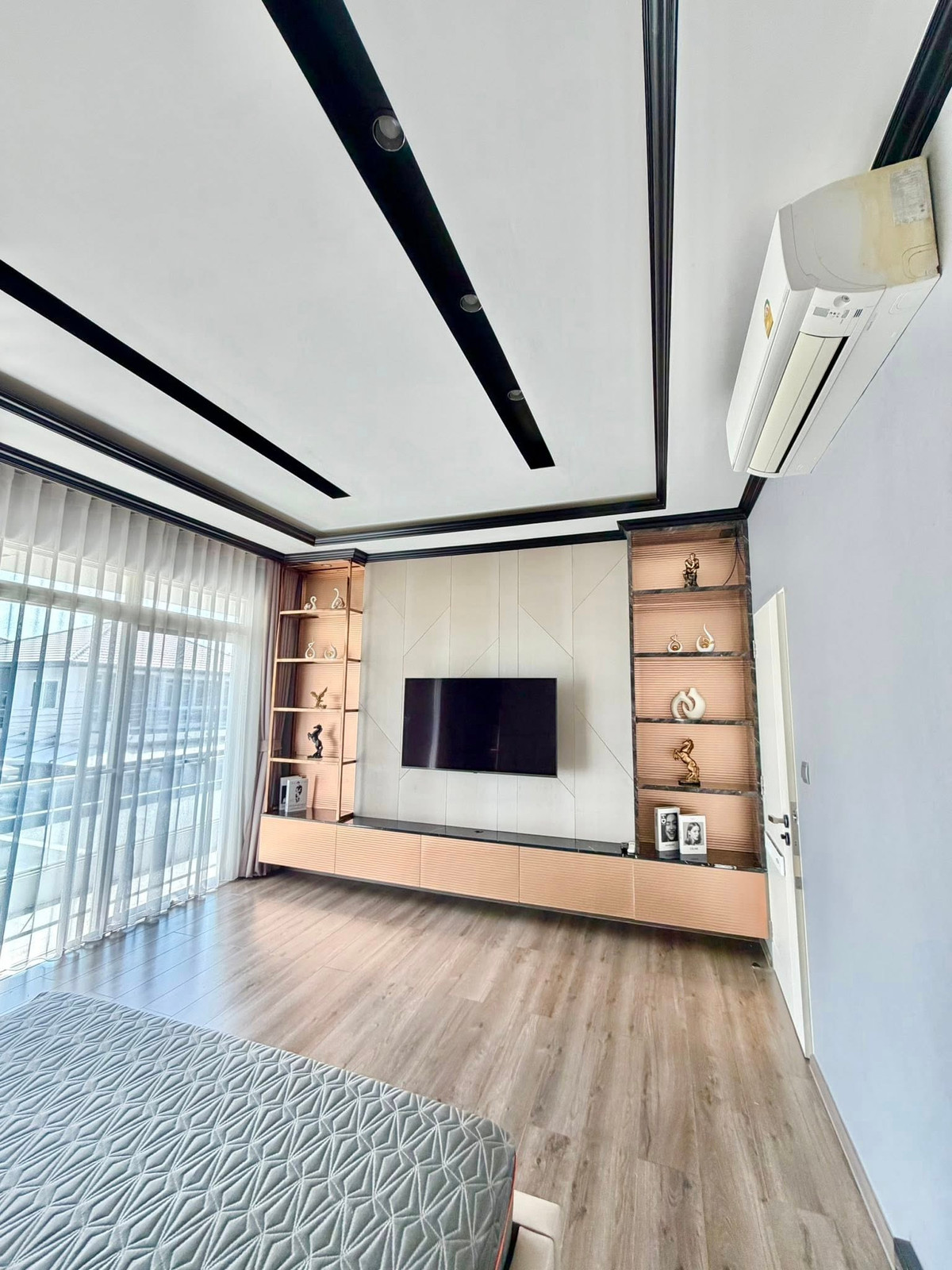 For RentHouseBangna, Bearing, Lasalle : Mantana 2 Bangna KM.7 / 3 Bedrooms (FOR RENT), Mantana 2 Bangna KM.7 / 3 Bedrooms (FOR RENT) YOK112