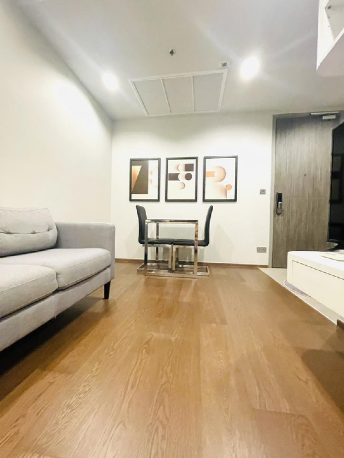 ขายคอนโดอารีย์ อนุสาวรีย์ : Ideo Q Victory【𝐒𝐄𝐋𝐋 & 𝐑𝐄𝐍𝐓】🔥ลุคทันสมัย เส้นสายเฉียบ สะท้อนความมั่นใจ🔥 ติดต่อไลน์ไอดี: @hacondo