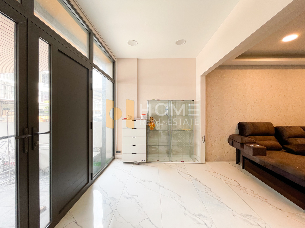 ขายทาวน์โฮมนวมินทร์ รามอินทรา : เดอะ เทอเรส รามอินทรา 65 / 3 ห้องนอน (ขาย), The Terrace Ramintra 65 / 3 Bedrooms (FOR SALE) DIT051