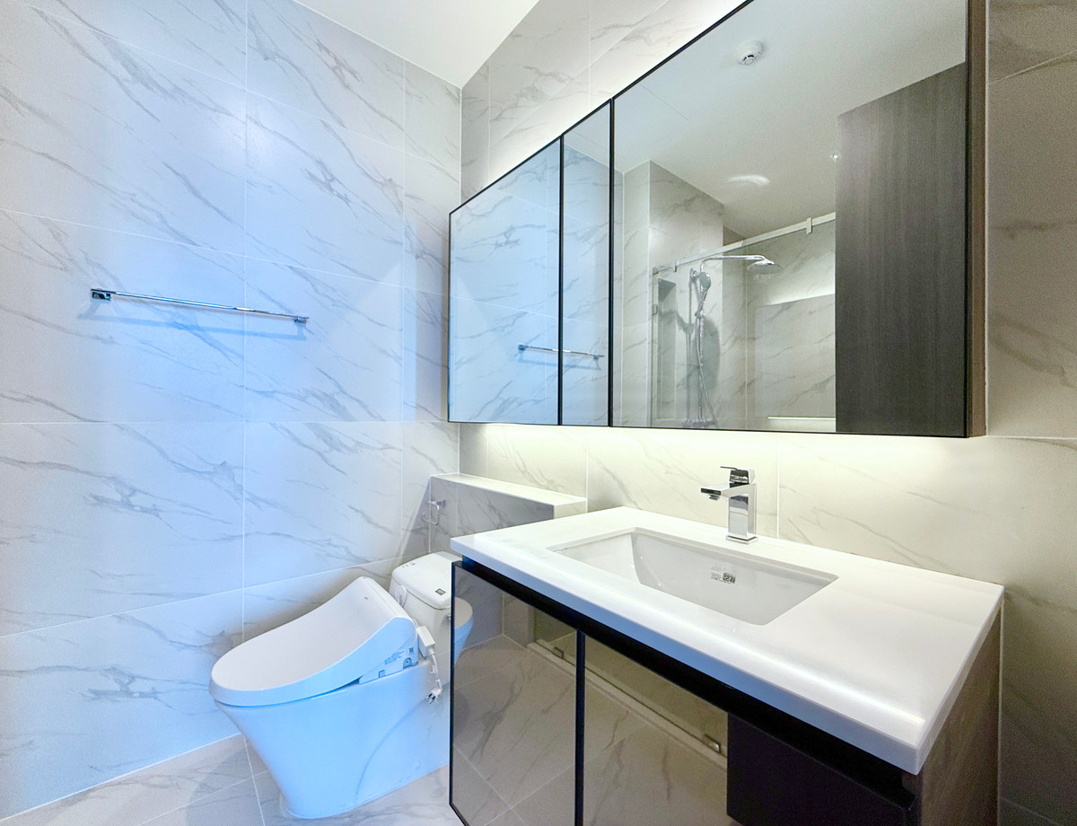 ให้เช่าคอนโดสุขุมวิท อโศก ทองหล่อ : 🚀 AESTIQ ทองหล่อ - 49ตรม. 1นอน1น้ำ เลี้ยงสัตว์ได้ ปล่อยเช่า 092-545-6151 (ทีม)