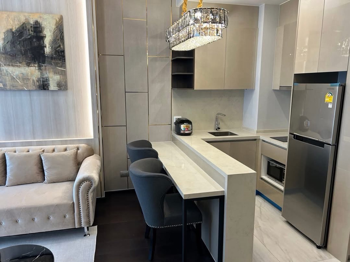 CondoSukhumvit, Asoke, Thonglor : Laviq Sukhumvit 57 Condo for Sale 1 Bedroom 42 sq.m High Floor Sukhumvit View Thonglor