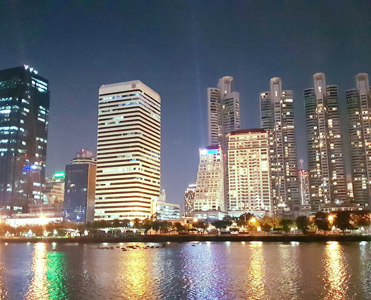 For SaleCondoSukhumvit, Asoke, Thonglor : The Millennium Residence / High-floor unit with open view, near BTS Asok, MRT Sukhumvit, and Benjakitti Park. / 3 bed 193 sq.m.Tel. 0937890899