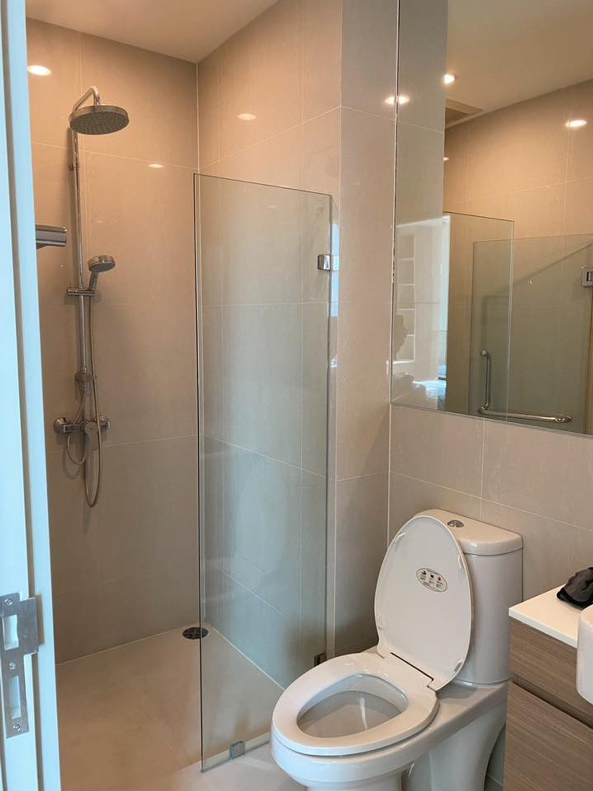 For RentCondoRatchadapisek, Huaikwang, Suttisan : [PB1290]🚩Condo for rent Noble Revolve Ratchada (Noble Revolve Ratchada) #Condo near MRT Thailand Cultural Center. #Condo near MRT Rama 9