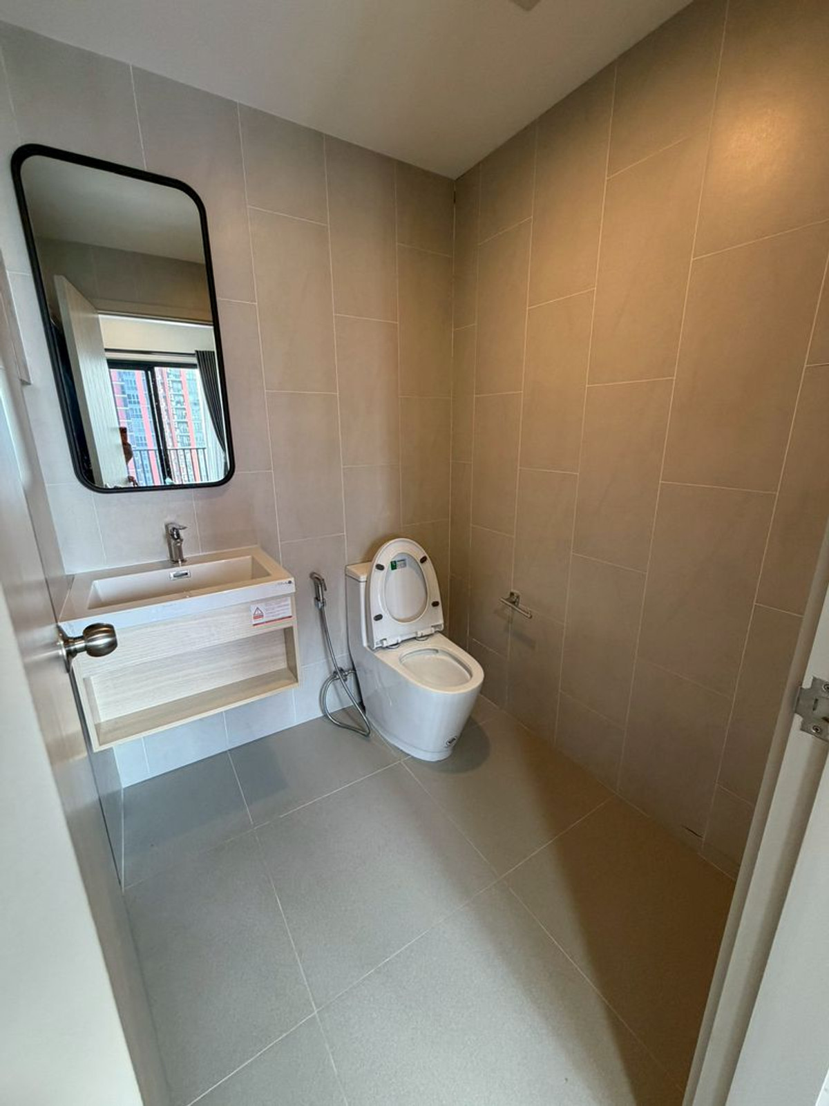 For RentCondoRamkhamhaeng, Hua Mak : For rent Metris Rama9 ** Pets allowed.